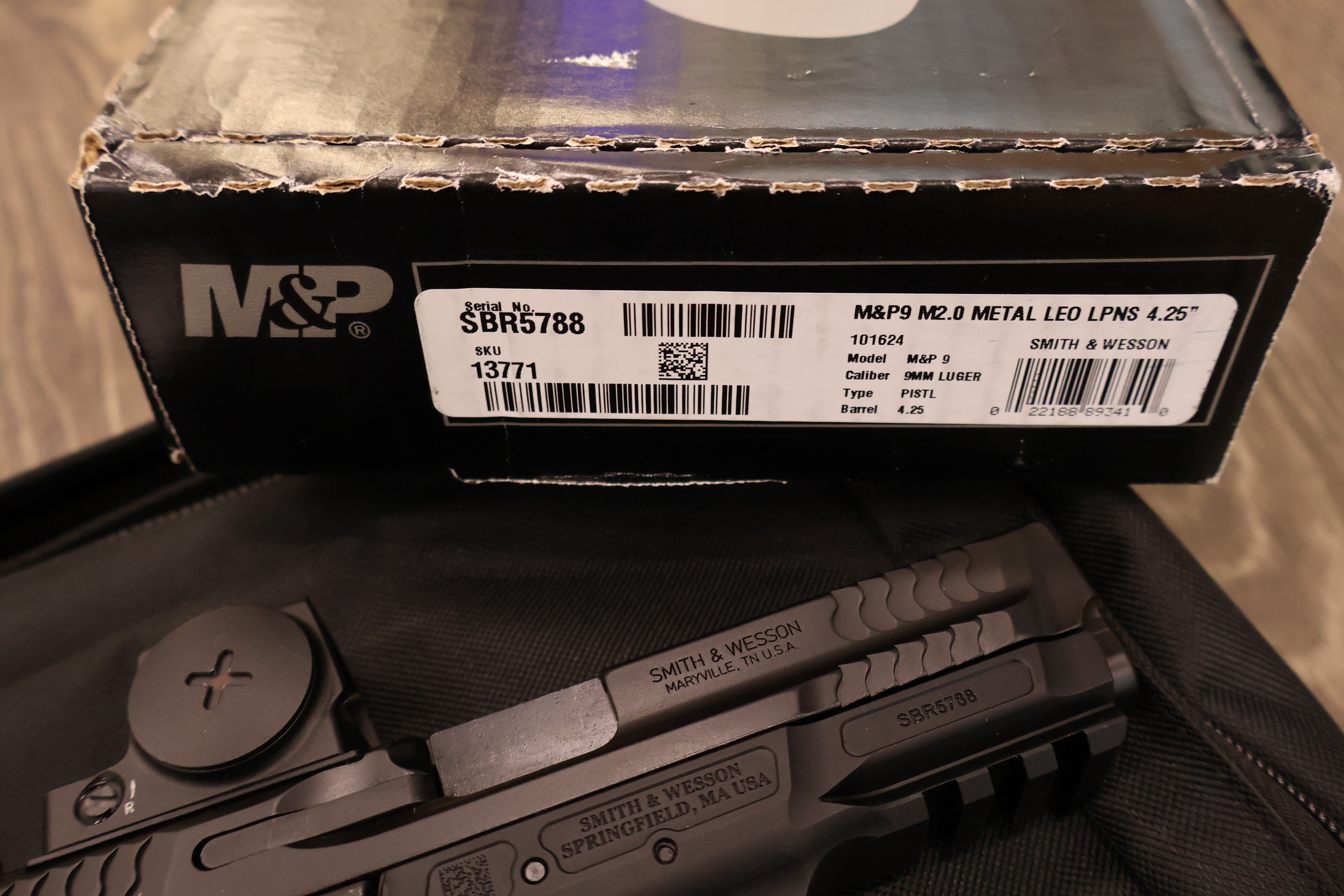 S&W M&P9 M2.0 OPTICS READY BLACK METAL (3) 17-RND N.S. 4.25" BBL 9MM-img-8
