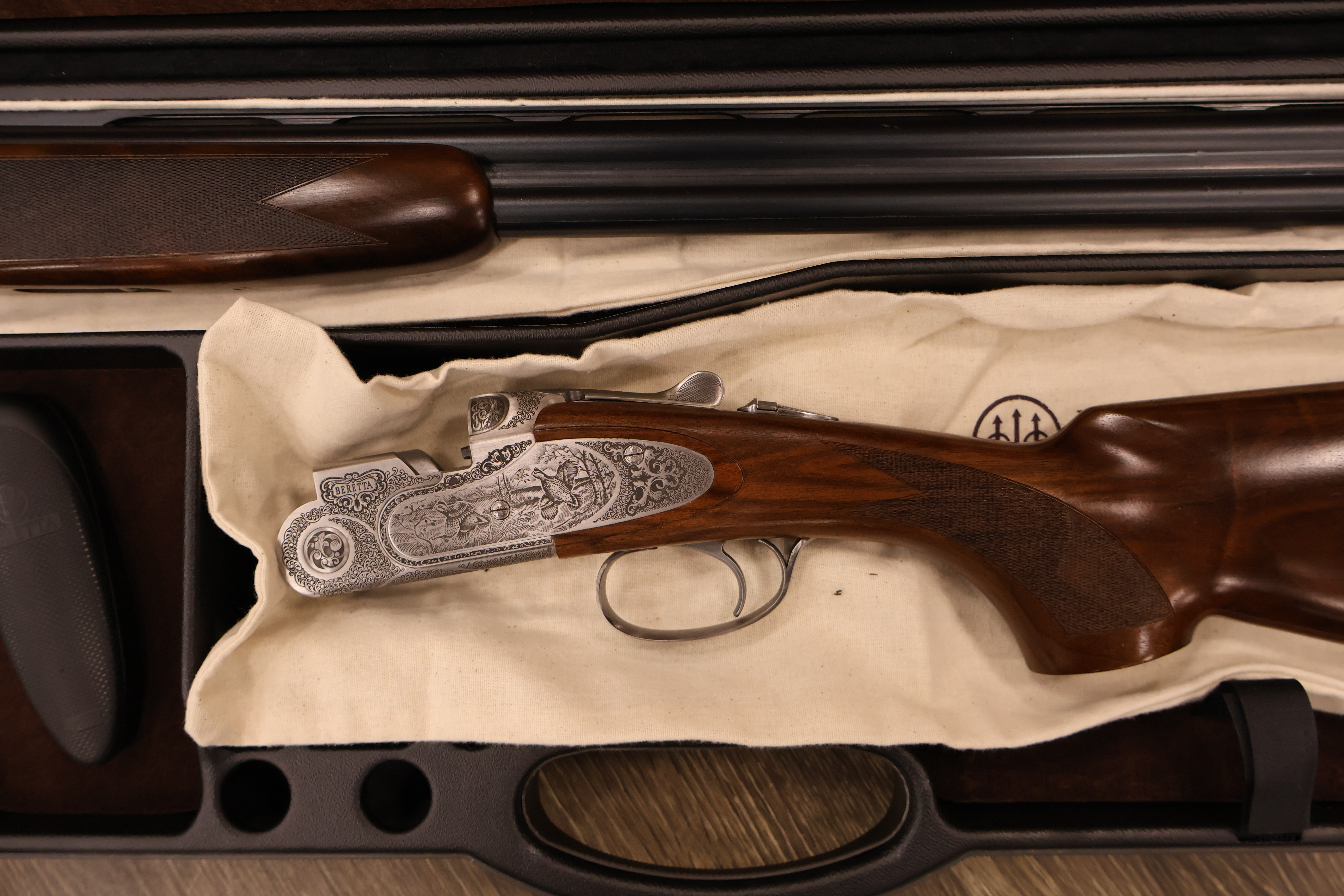 BERETTA 687 EELL DIAMOND PIGEON SILVER ENGRAVED DELUXE WALNUT 28" BBL 20GA-img-3