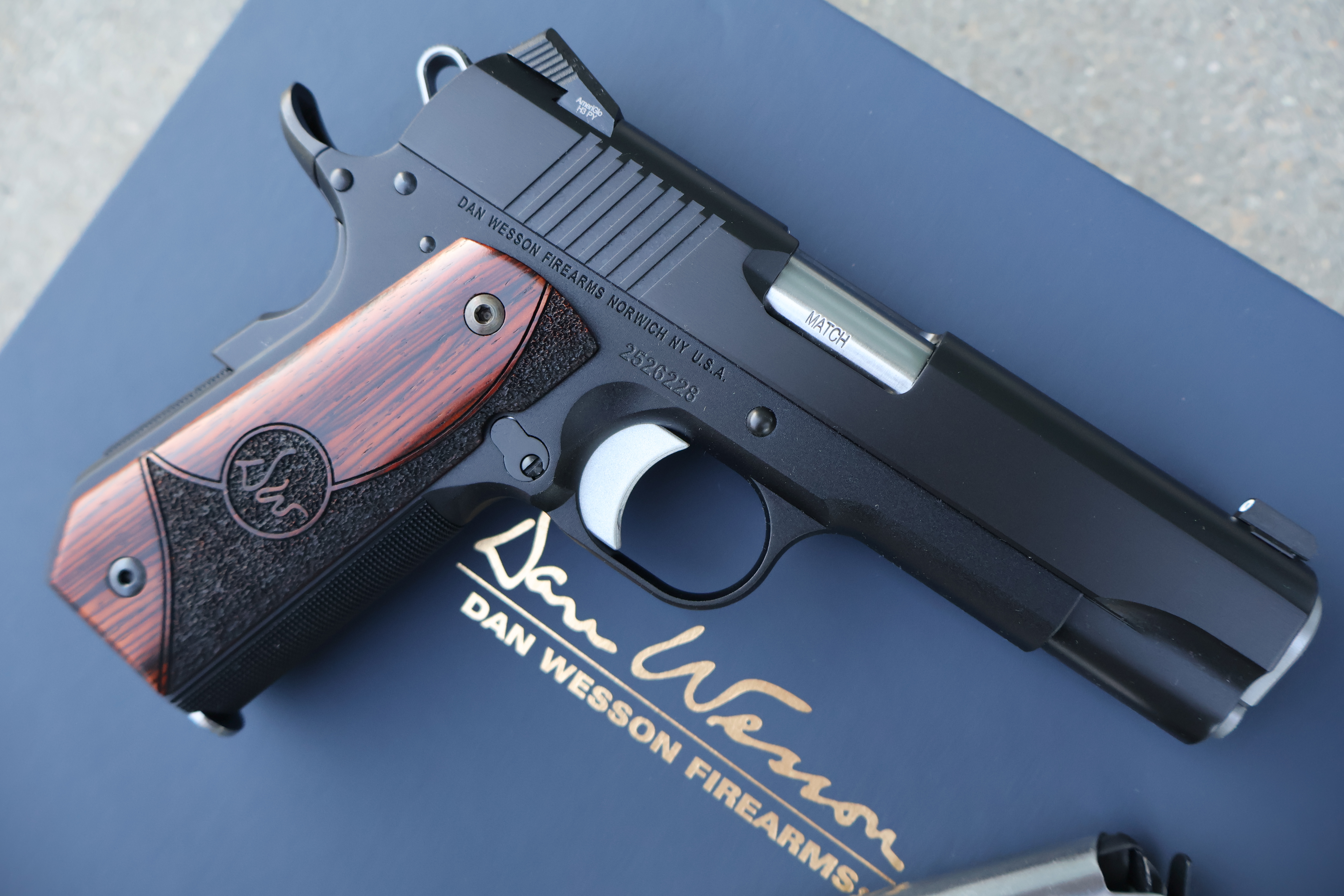 DAN WESSON 1911 GUARDIAN COMMANDER BLACK ALUMINUM NIGHT 4.25" BBL .45 ACP-img-1