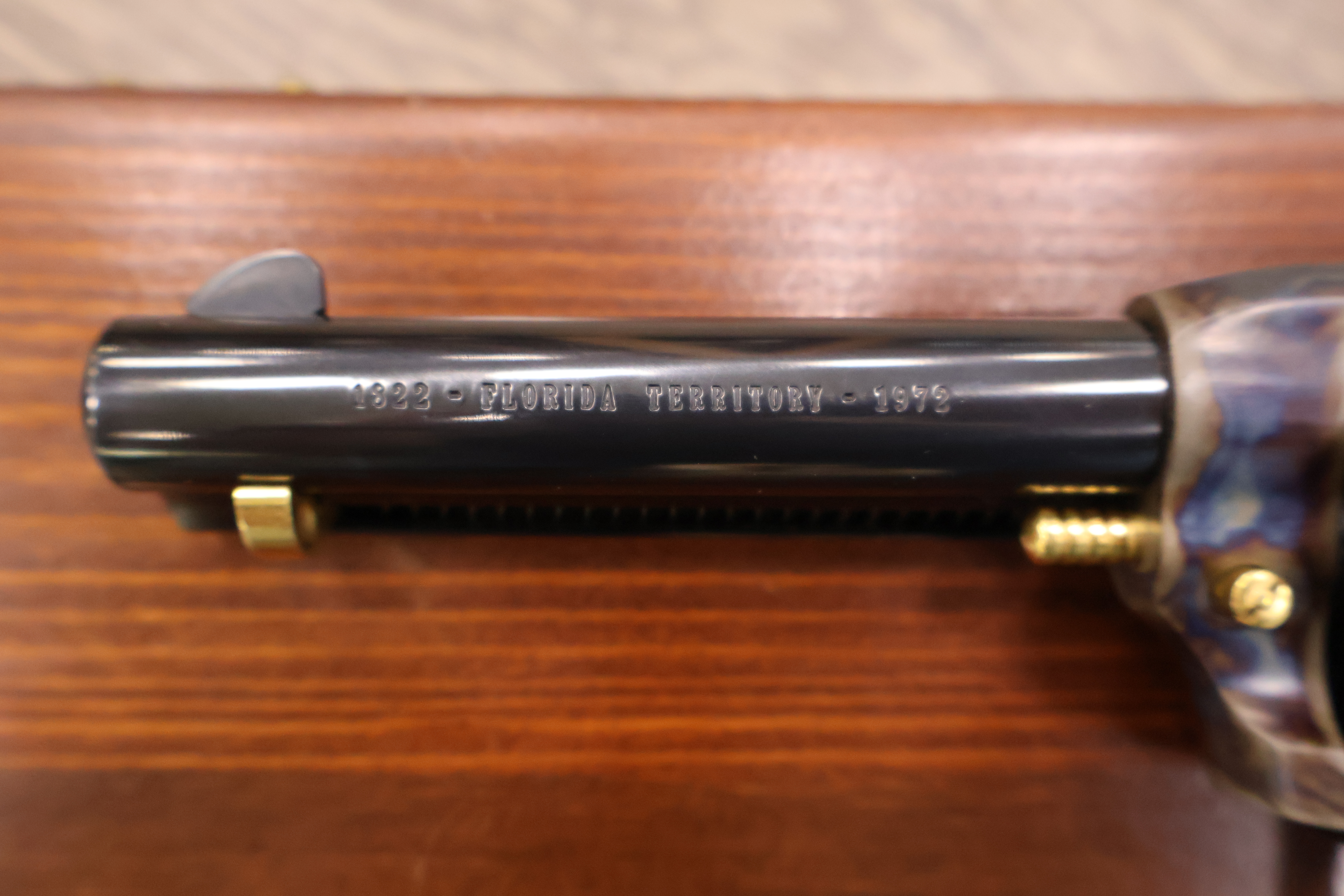 COLT FRONTIER SCOUT CASE COLORED FRAME BLUED FINISH WALNUT 4.75" BBL .22LR -img-8
