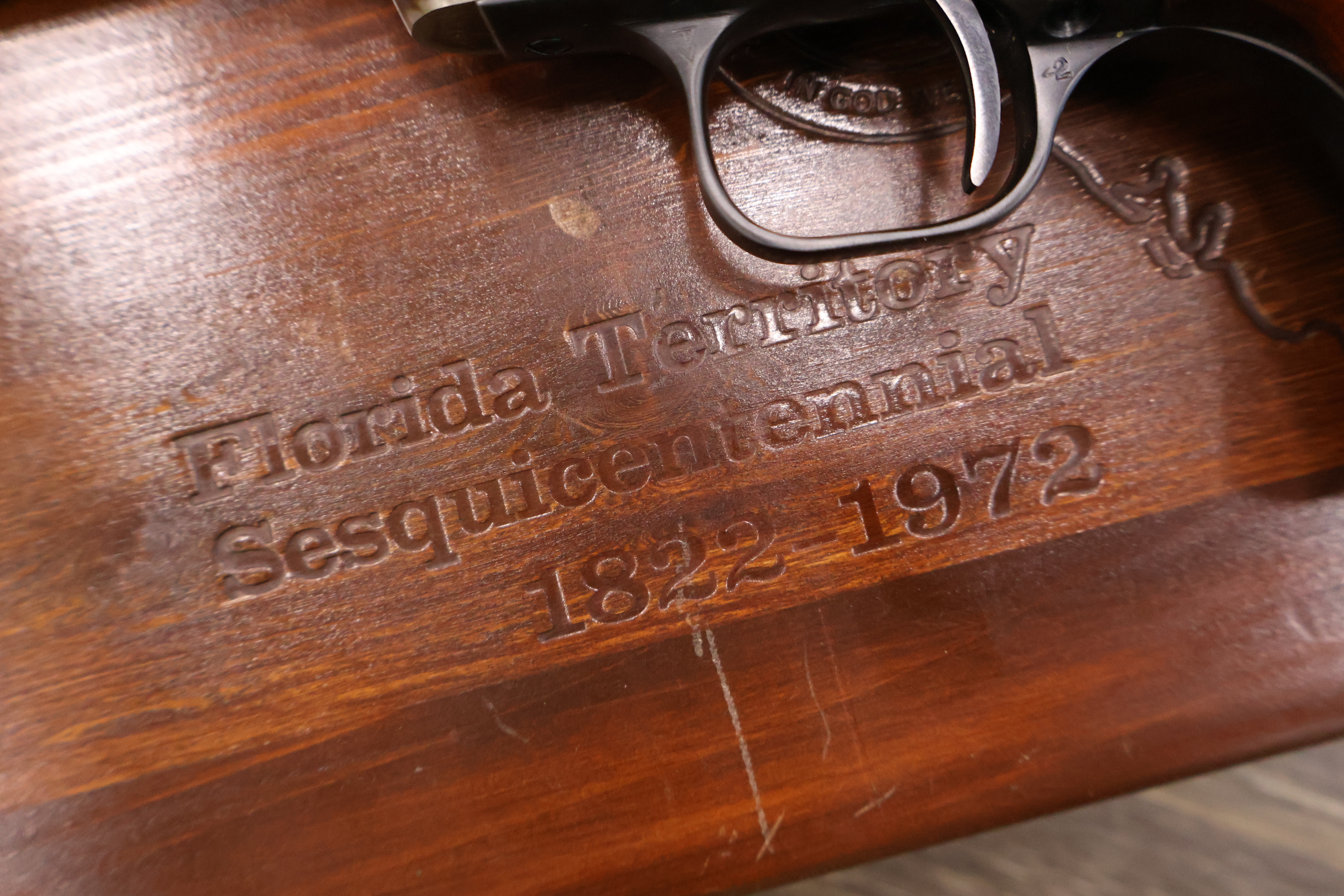 COLT FRONTIER SCOUT CASE COLORED FRAME BLUED FINISH WALNUT 4.75" BBL .22LR -img-9