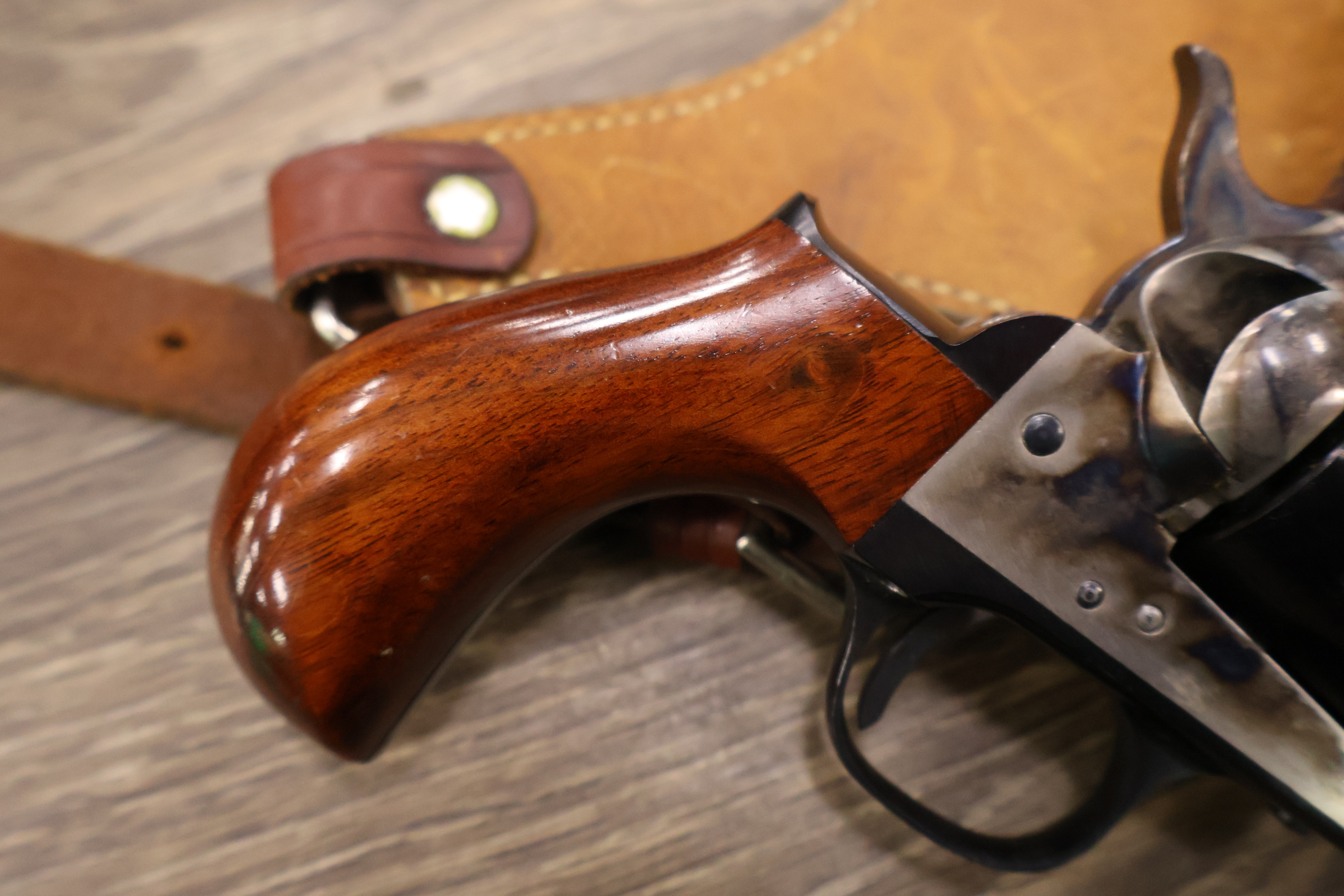 CIMARRON 1877 COLT LIGHTNING COLOR CASE HARDENED BLUED 3.5" BBL .38 S&W SPL-img-3
