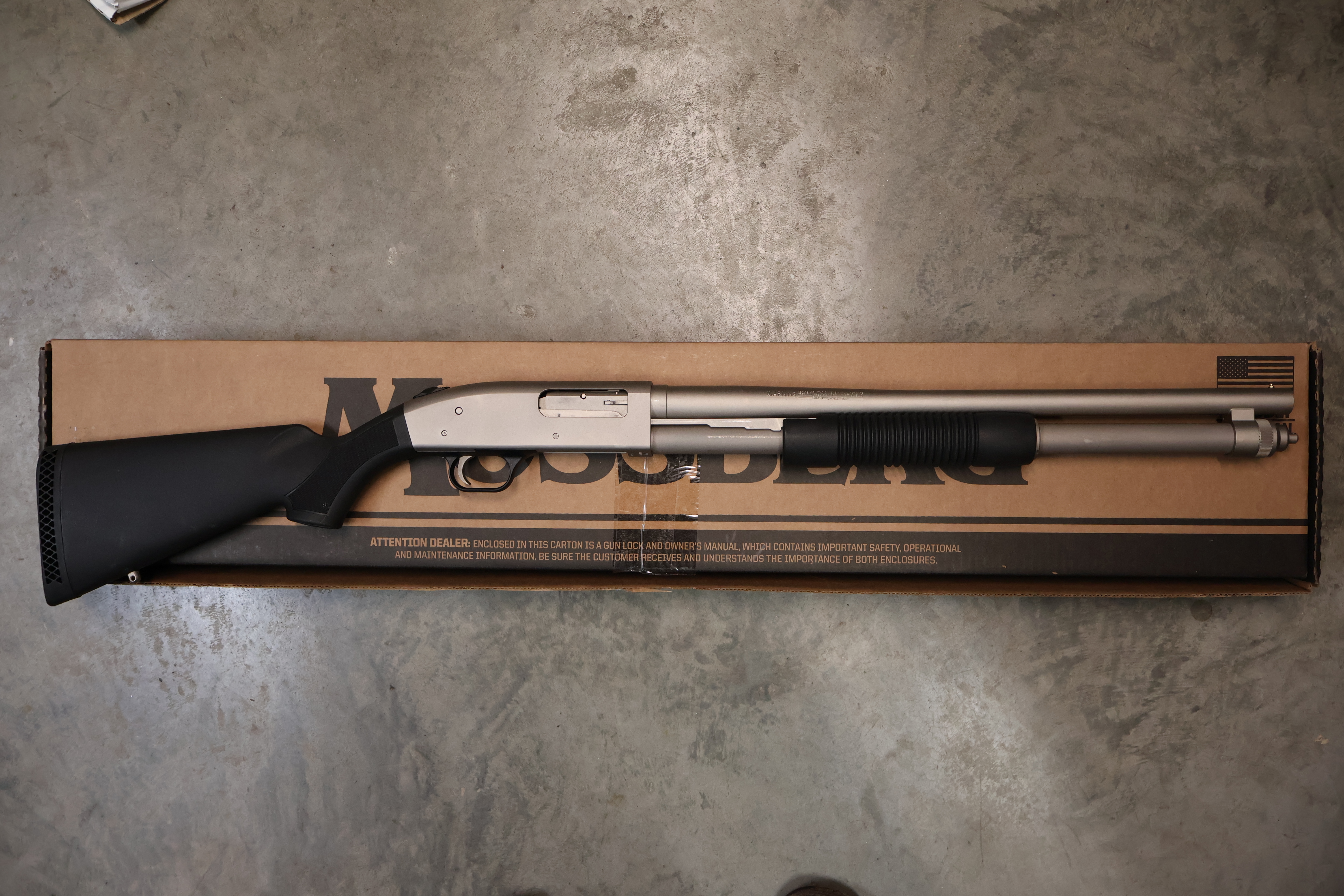 MOSSBERG 590 MARINER MARINE-COTE SILVER FINISH 8+1 SHOT 20" BBL 12GA-img-0