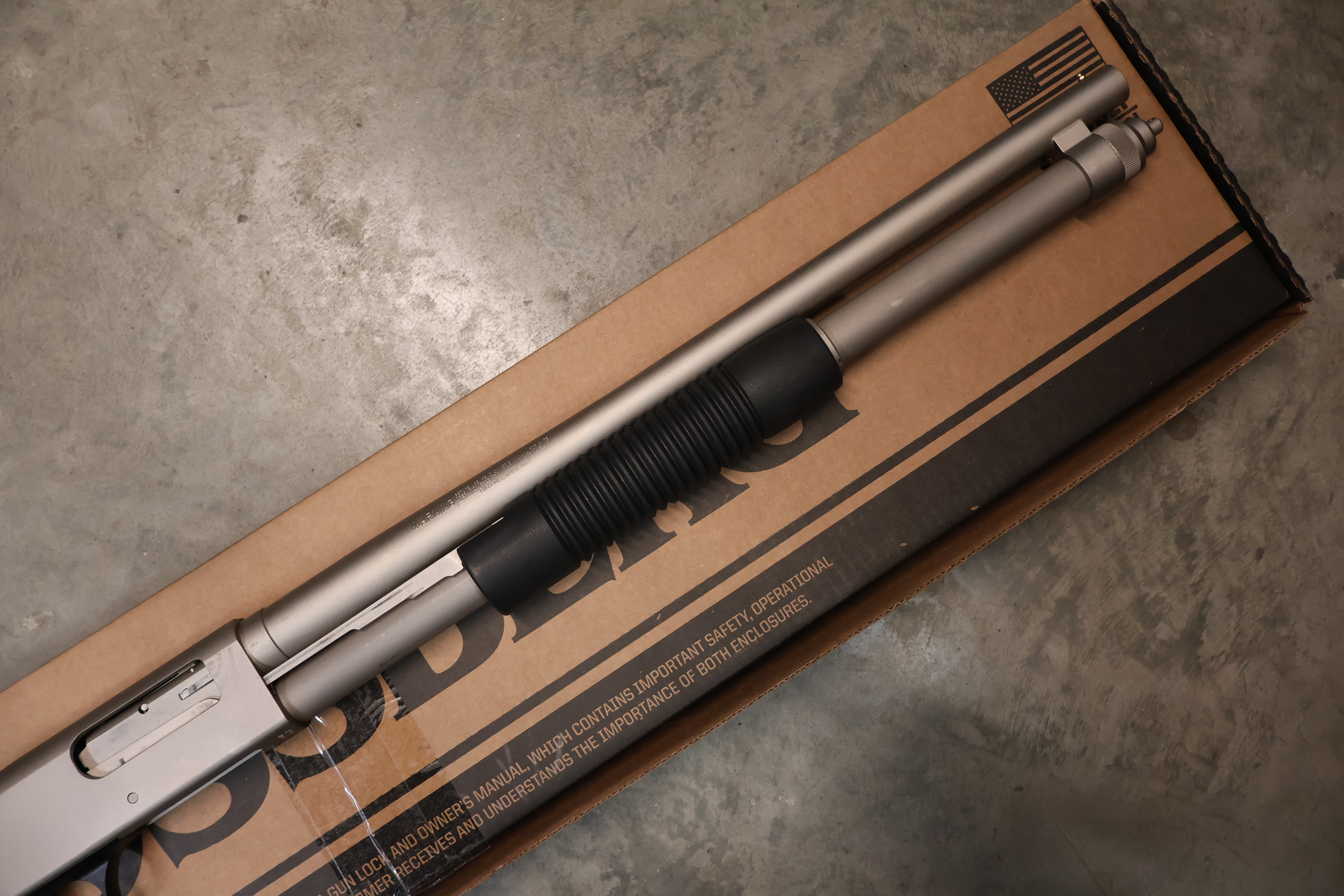 MOSSBERG 590 MARINER MARINE-COTE SILVER FINISH 8+1 SHOT 20" BBL 12GA-img-2
